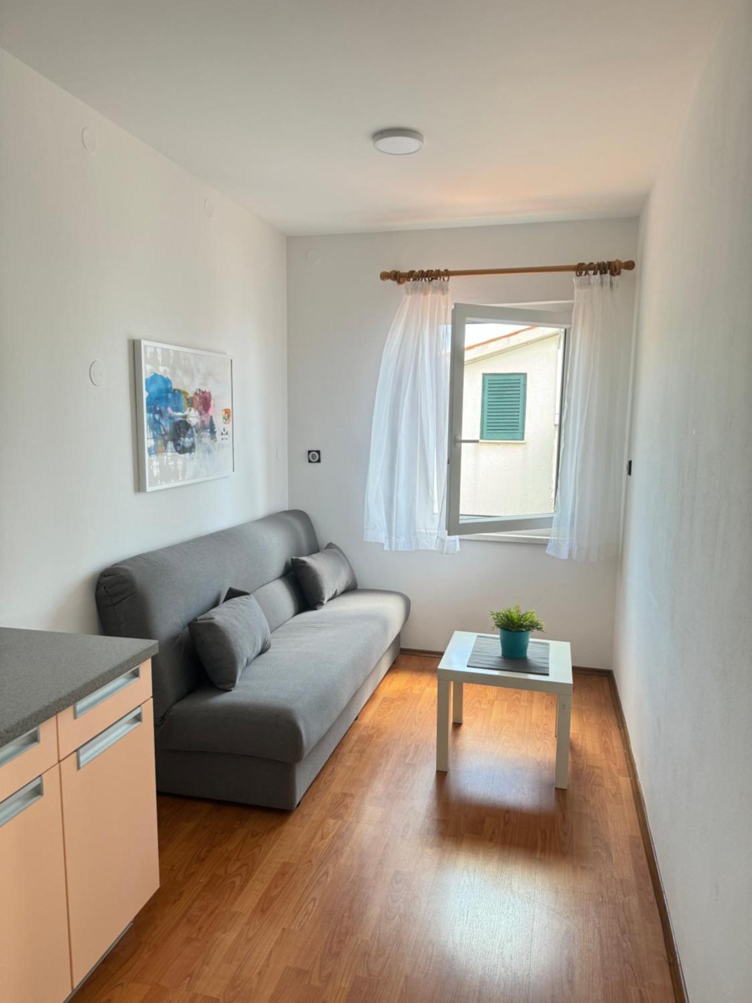 Apartments Emilia Rabac Esterno foto