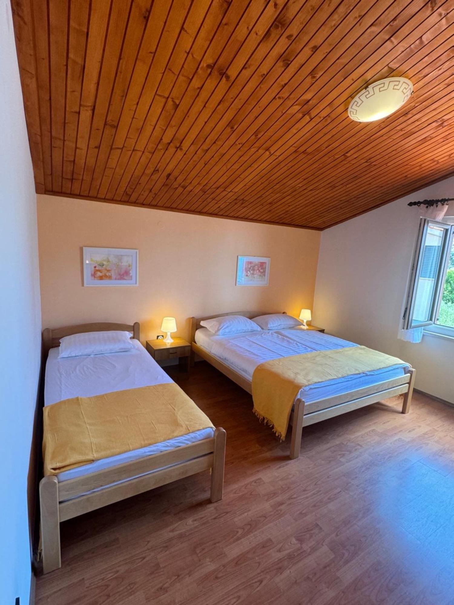 Apartments Emilia Rabac Esterno foto