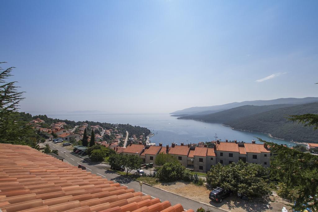 Apartments Emilia Rabac Esterno foto